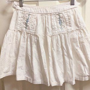 White Embroidered Pleated Mini Skirt